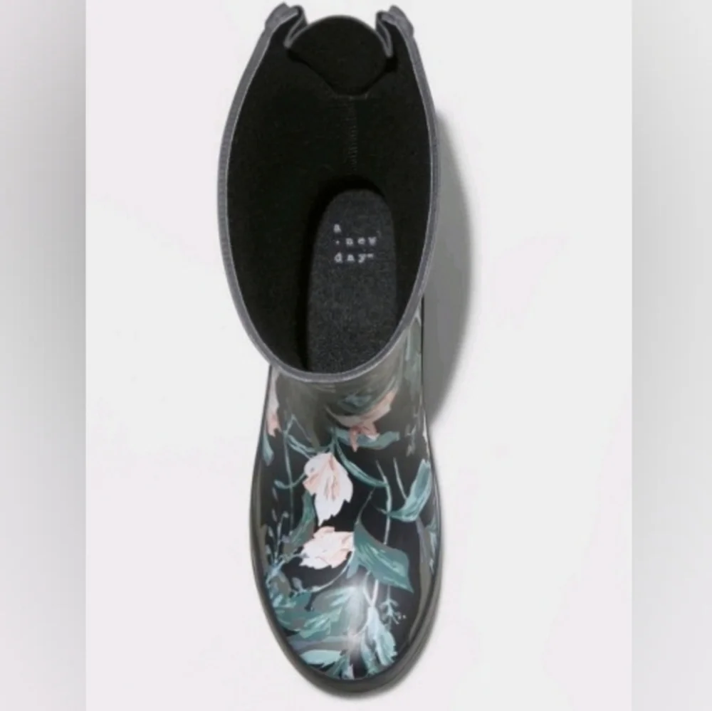 A New Day WATERPROOF Floral Vicki Mid Calf Rubber Rain Boots